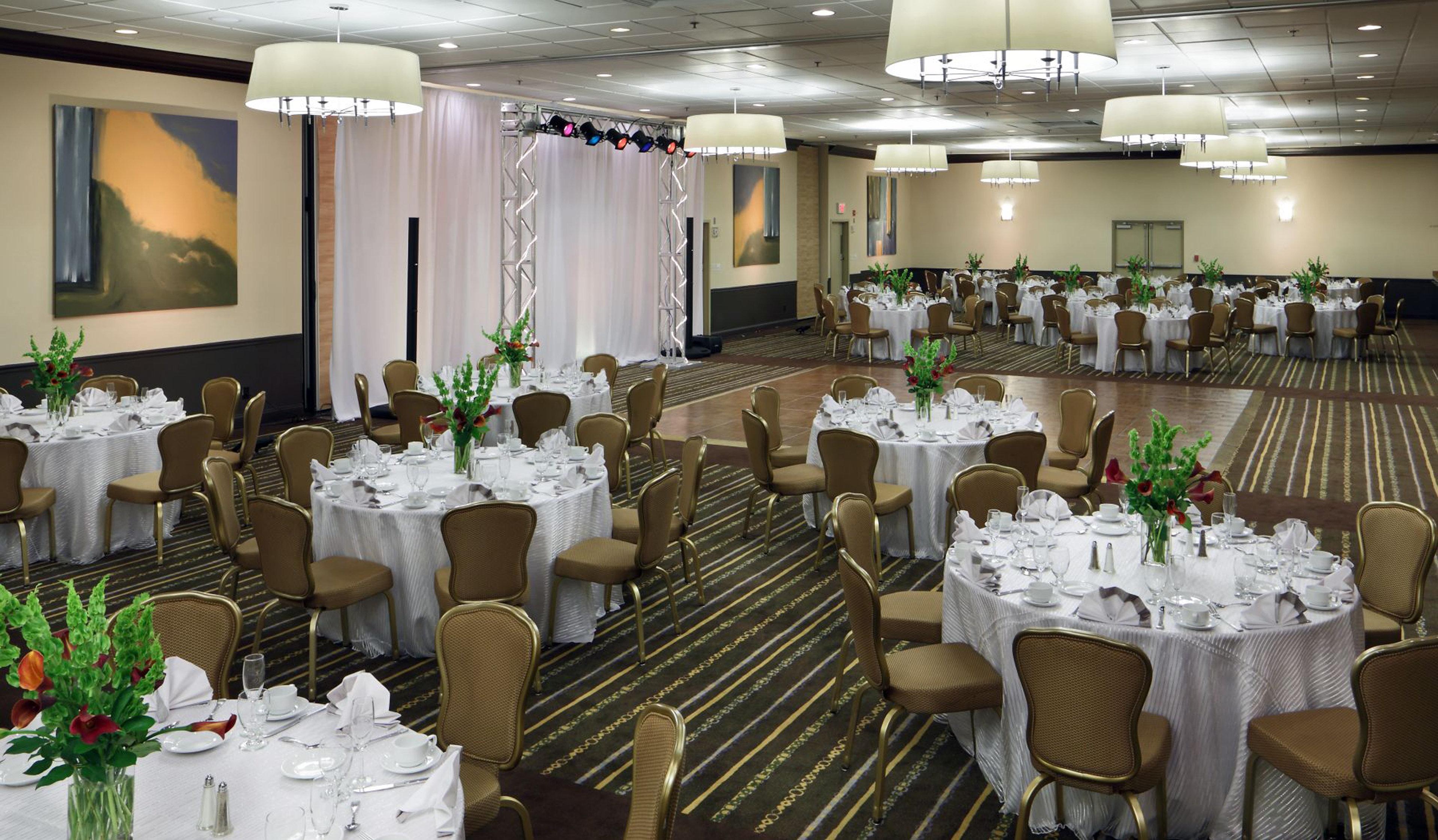 Holiday Inn Boston - Cambridge Area By Ihg Somerville Exterior photo